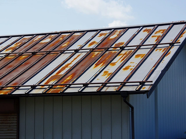 サビ（トタン屋根）の例